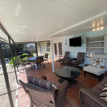 Rowena House 2Bd Den 2Bth Heated Pool Near Siesta Key Villa